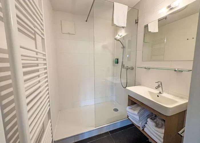 Apartamento Oskar - 4 By Interhome